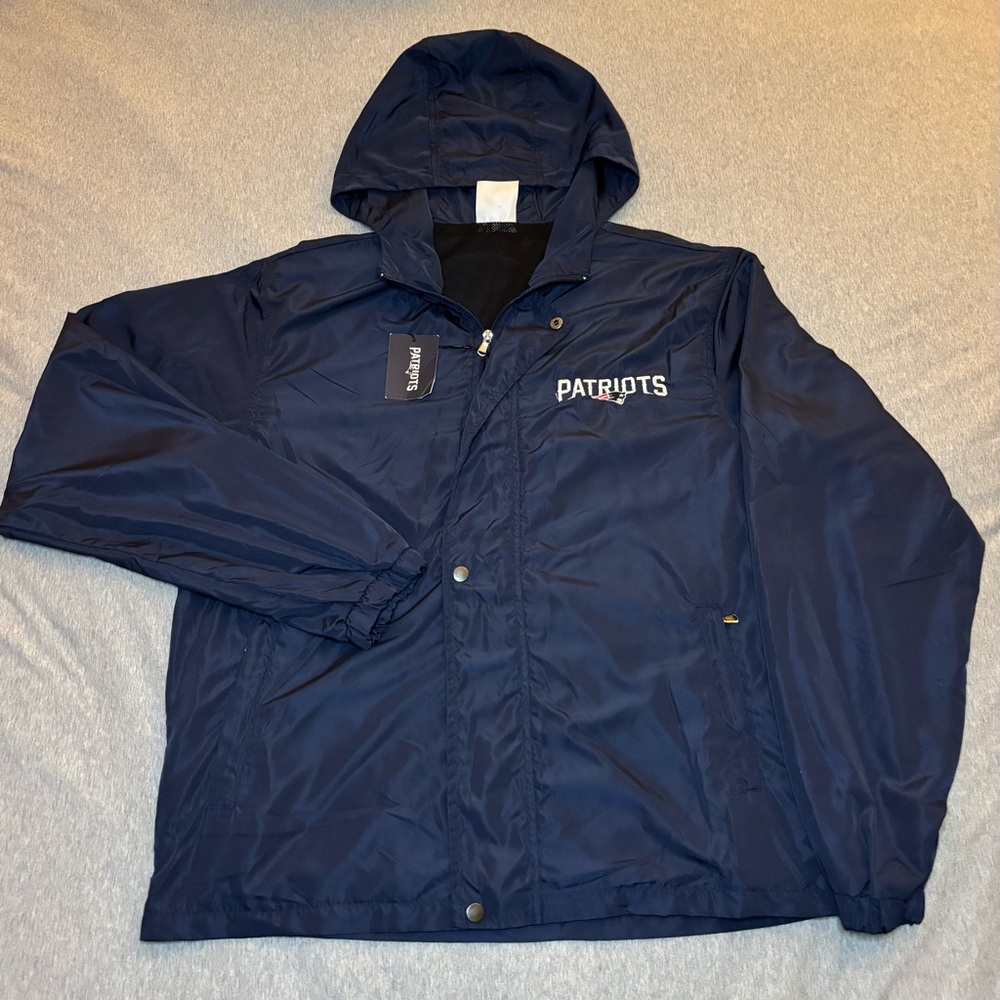 Patriots Navy‎ Hooded Windbreaker Jacket with Logo Sz L NWT Fan Apparel Football